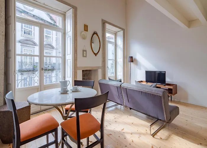 Charming In Prime Location