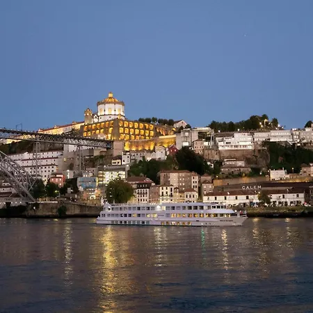 Charming In Prime Location Porto