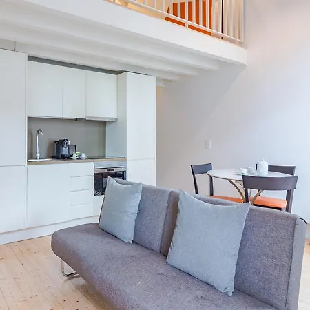 Charming In Prime Location Oporto